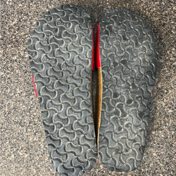 Birkenstock Birkies Majestic Red Like New Sandals Size Women’s 11 / M9 / EUR 42 - Picture 12 of 13